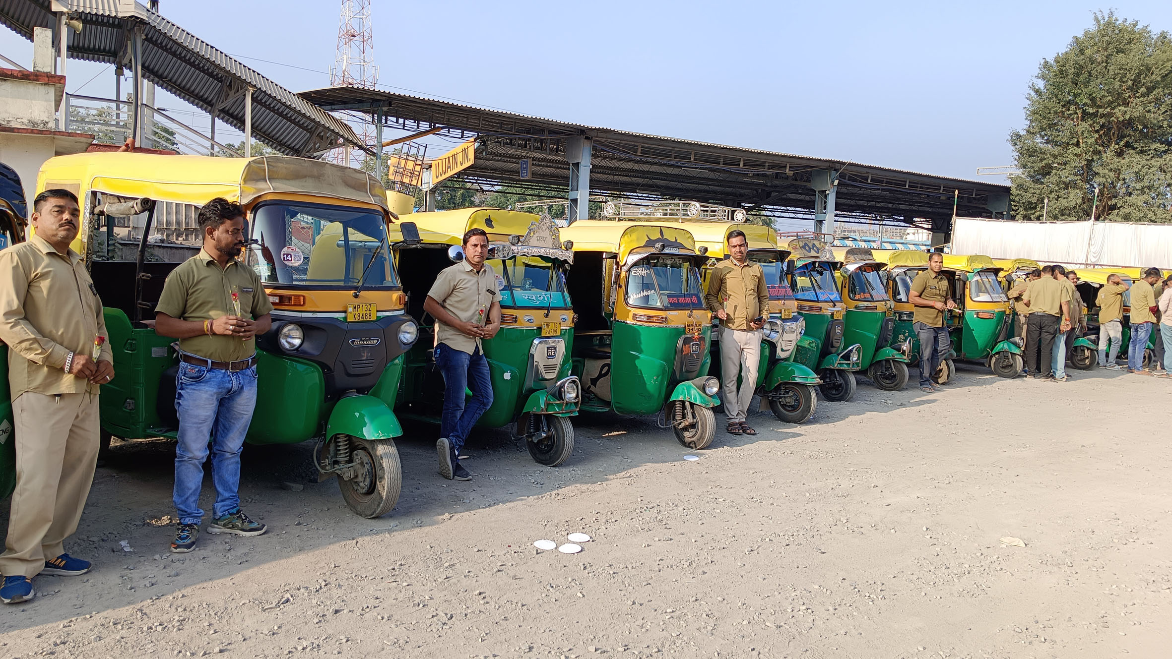 ऑटो गैस महंगी होने से कोलकाता में ऑटो किराया बढ़ा, यात्रियों की जेब पर बढ़ा बोझ