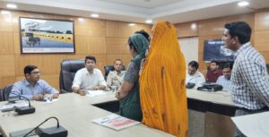 अधिकारी शिविर में आने वाली प्रत्येक शिकायत का प्राथमिकता के आधार पर निपटान करना सुनिश्चित करें : एसडीएम अनिरुद्ध यादव