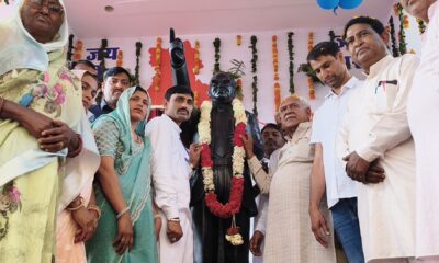 सिलारपुर महता में अंबेडकर प्रतिमा का अनावरण