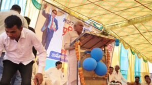 सभा को संबोधित करते नारनौल विधायक ओम प्रकाश यादव