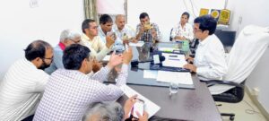 कनीना में उपचुनाव को लेकर प्रेस कॉन्फ्रेंस, पत्रकारों से रूबरू हुए अधिकारी