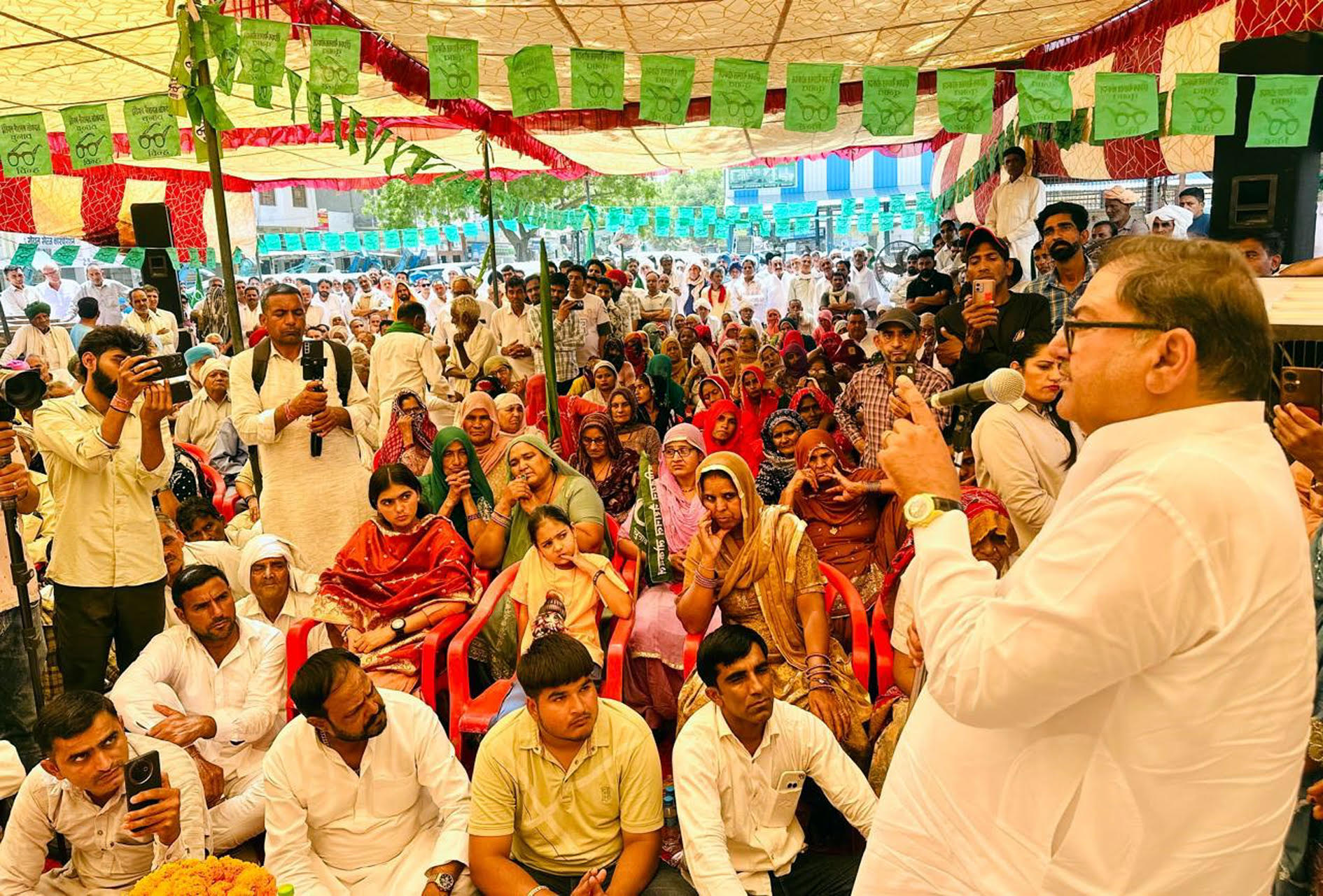 फतेहाबाद मंडी में अभय चौटाला का कड़ा बयान, सचिव को दी सख्त चेतावनी